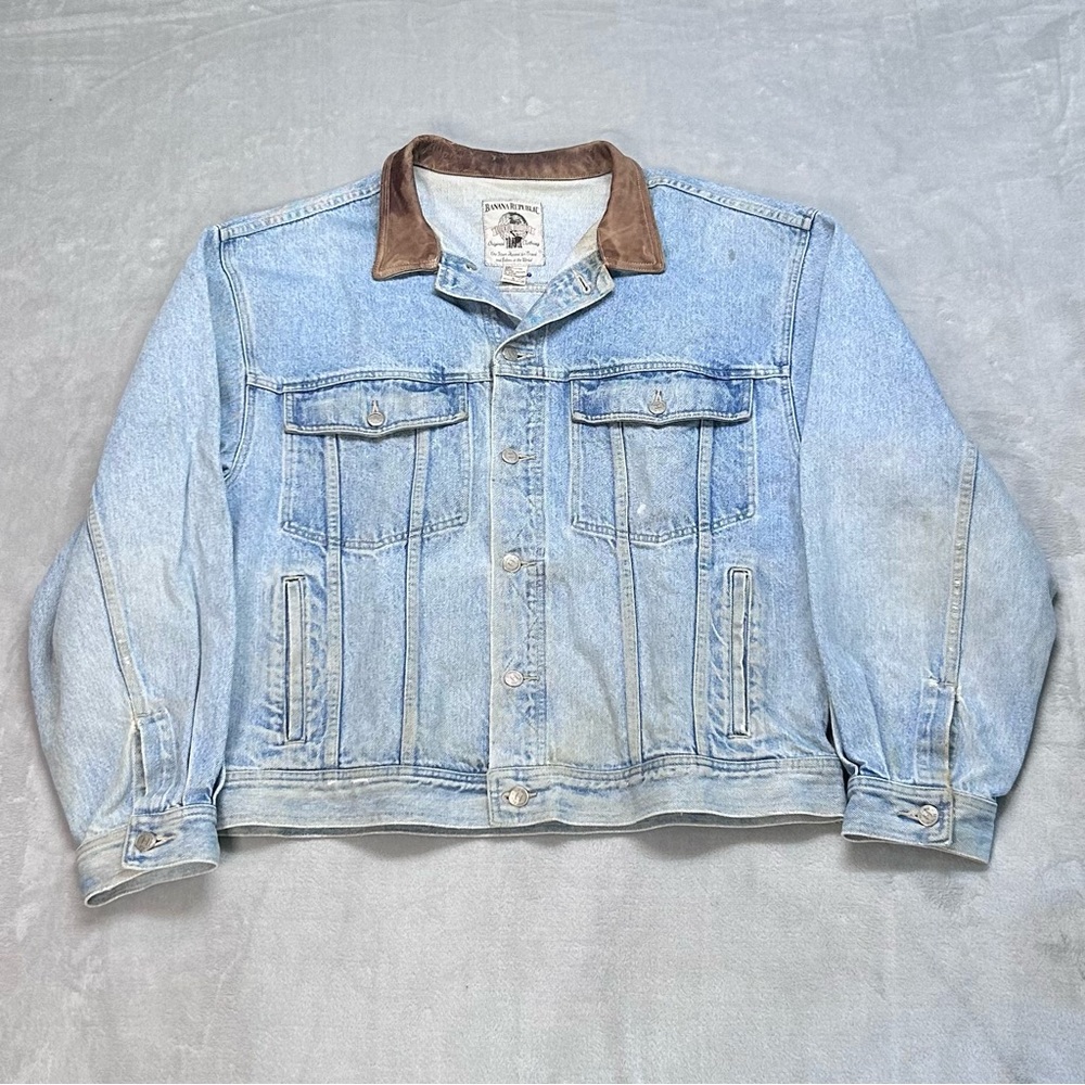 Vtg Banana Republic Jacket Mens XL Blue Denim Trucker Chore Leather Collar Y2K